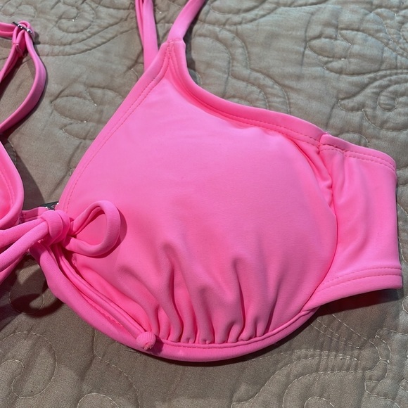 Cute Bikini Top - Picture 4 of 7